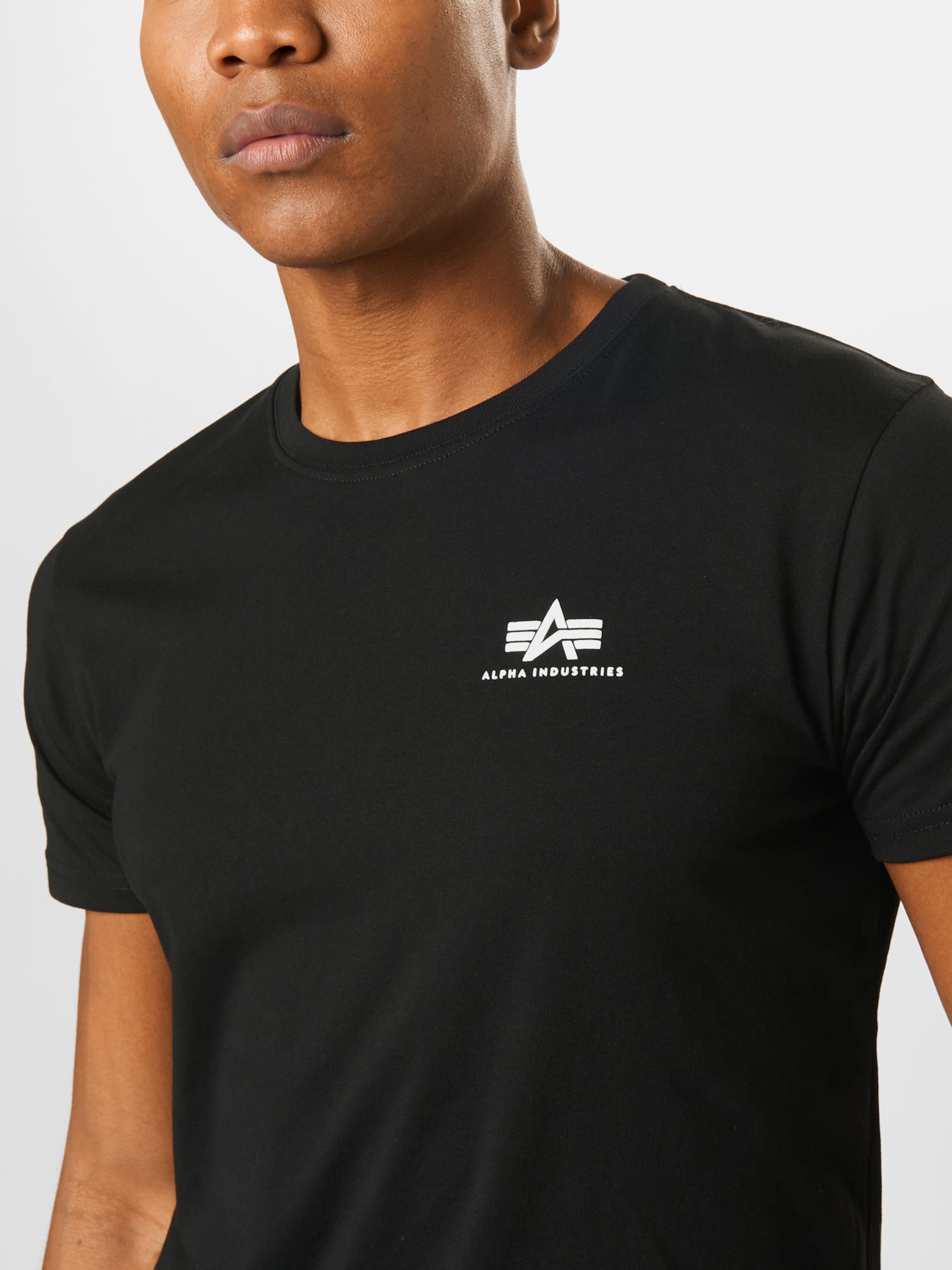 Männer Große Größen ALPHA INDUSTRIES T-Shirt in Schwarz - YW73808