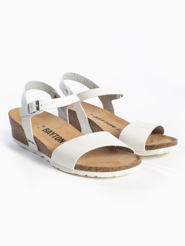 Bayton - Sandalias 'Wodonga' en blanco