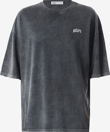 Tricou de la VAMOS CLO pe gri: față