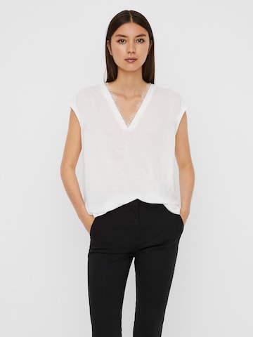 VERO MODA Blouse 'Carrie' in White: front