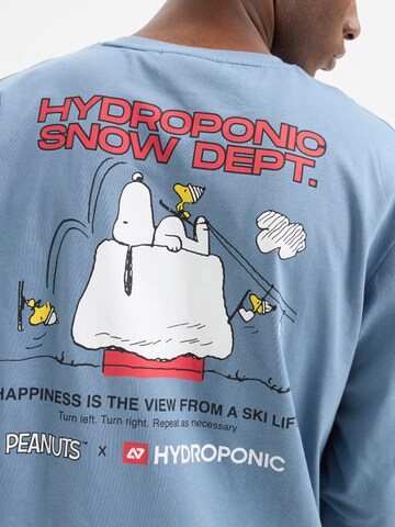 hydroponic - Camiseta 'Hydroponic x Peanuts Regular-Fit Long-Sleeve Ski Lift T-Shirt' en azul