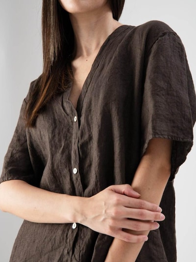 MND T-shirt 'Wild Linen' i S-L/regular i mörkbrun, Produktvy