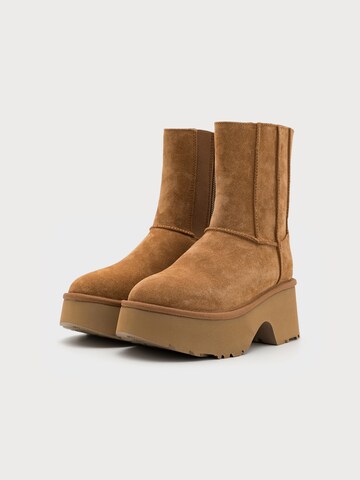 UGG Stiefelette 'Classic Twin Seam' in Braun