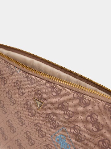 GUESS Clutch 'Milano' in Braun