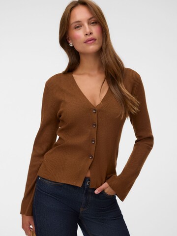 Cardigan 'VMMarla' VERO MODA en marron : devant