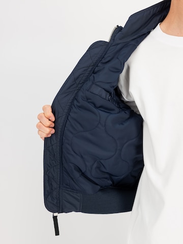 ALPHA INDUSTRIES Between-Season Jacket 'Engine' in Blue: side