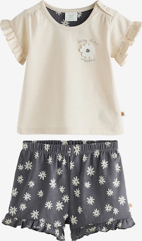 Next Setti värissä beige: etupuoli