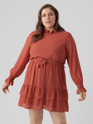 Vero Moda Curve Jurk in Rood: voorkant