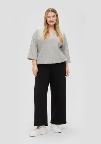 s.Oliver Wide leg Pleated Pants in Black