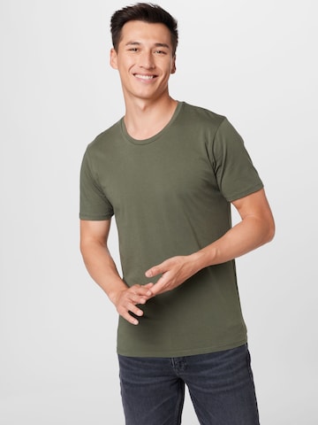DRYKORN - Camiseta 'CARLO' en verde: frente