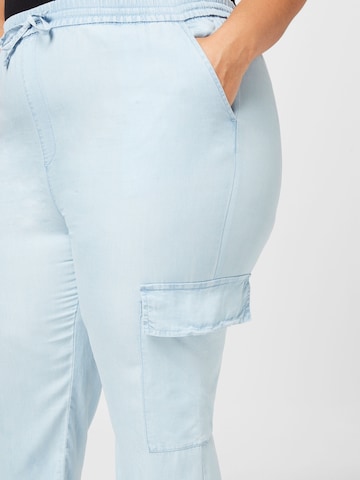 ONLY Carmakoma - Slimfit Pantalón cargo 'BEA' en azul