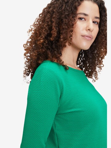 T-shirt Betty Barclay en vert