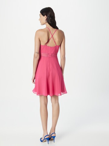 Rochie de cocktail de la Vera Mont pe roz