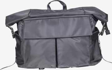 Urban Classics Rucksack in Schwarz: predná strana