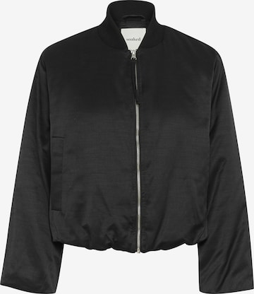 SOAKED IN LUXURY Tussenjas 'Kalea' in Zwart: voorkant