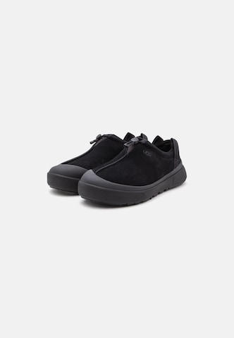 UGG Спортни обувки Slip On 'Tasman Outpost' в черно