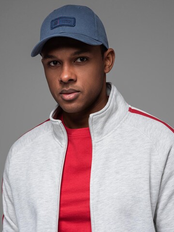 Ombre Cap in Blue: front
