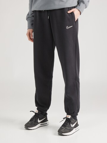 Nike Sportswear Tapered Byxa i svart: framsida