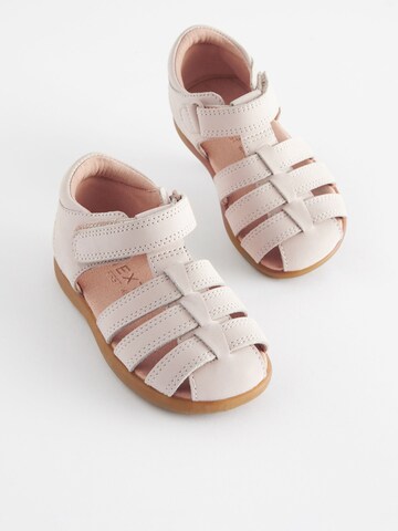 Next Offene Schuhe in Weiß