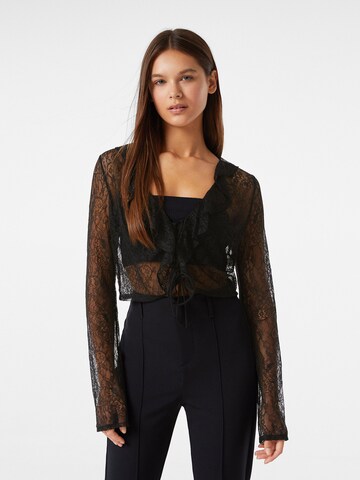 Bershka Blouse in Black: front