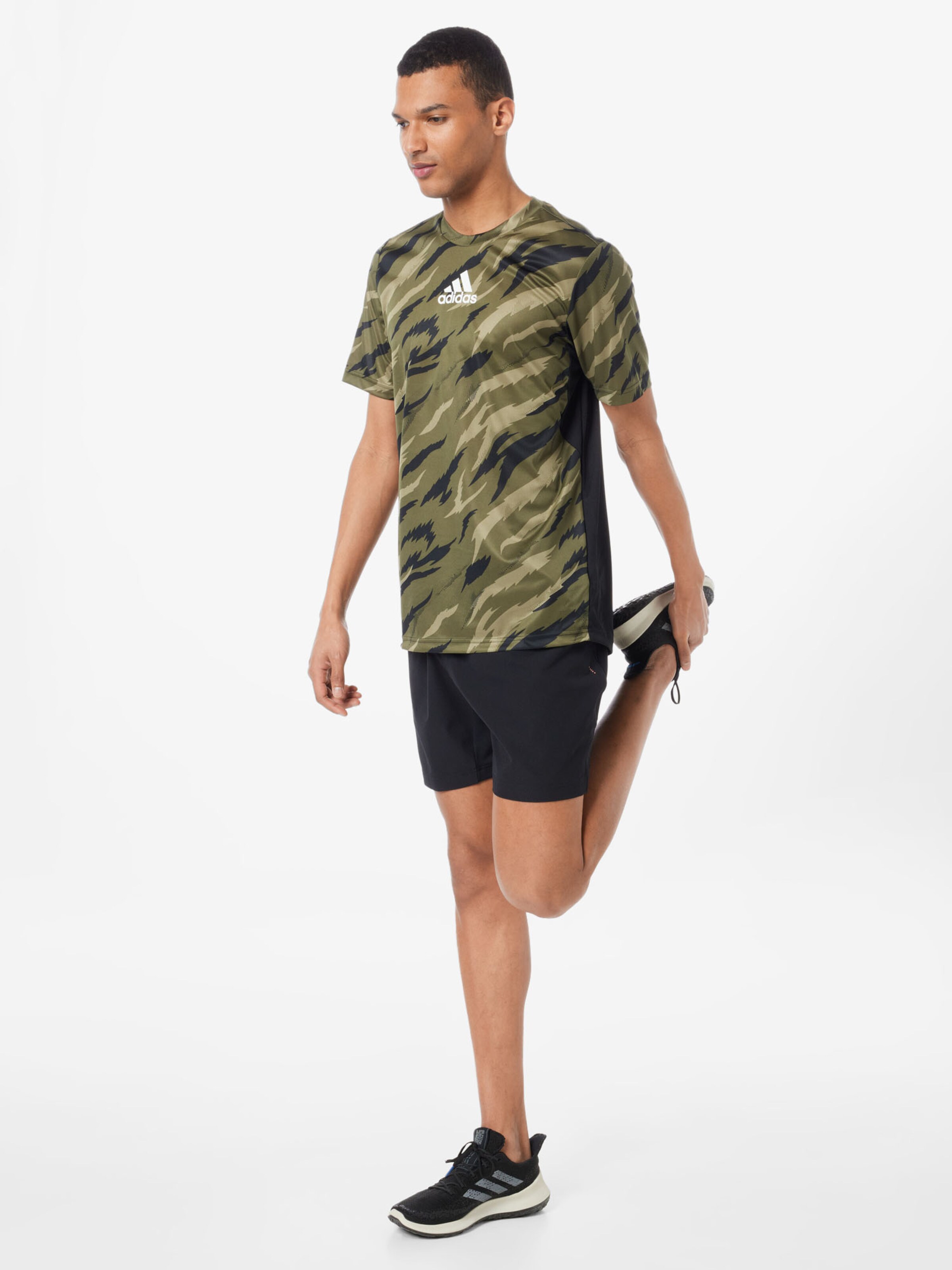 Homme T-Shirt fonctionnel Feelstrong ADIDAS PERFORMANCE en Olive 