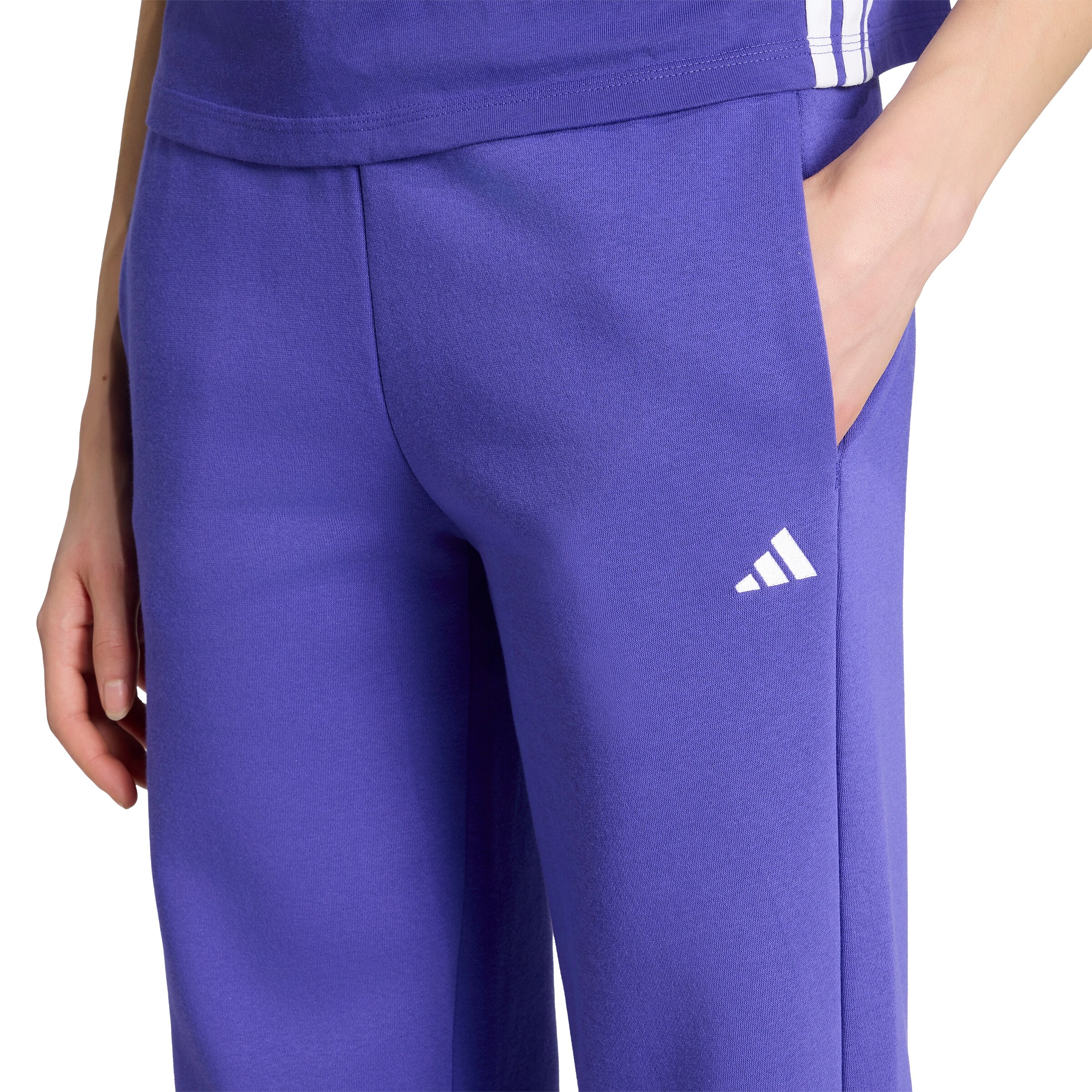 ADIDAS SPORTSWEAR Wide leg Παντελόνι φόρμας 'Essentials' σε λιλά