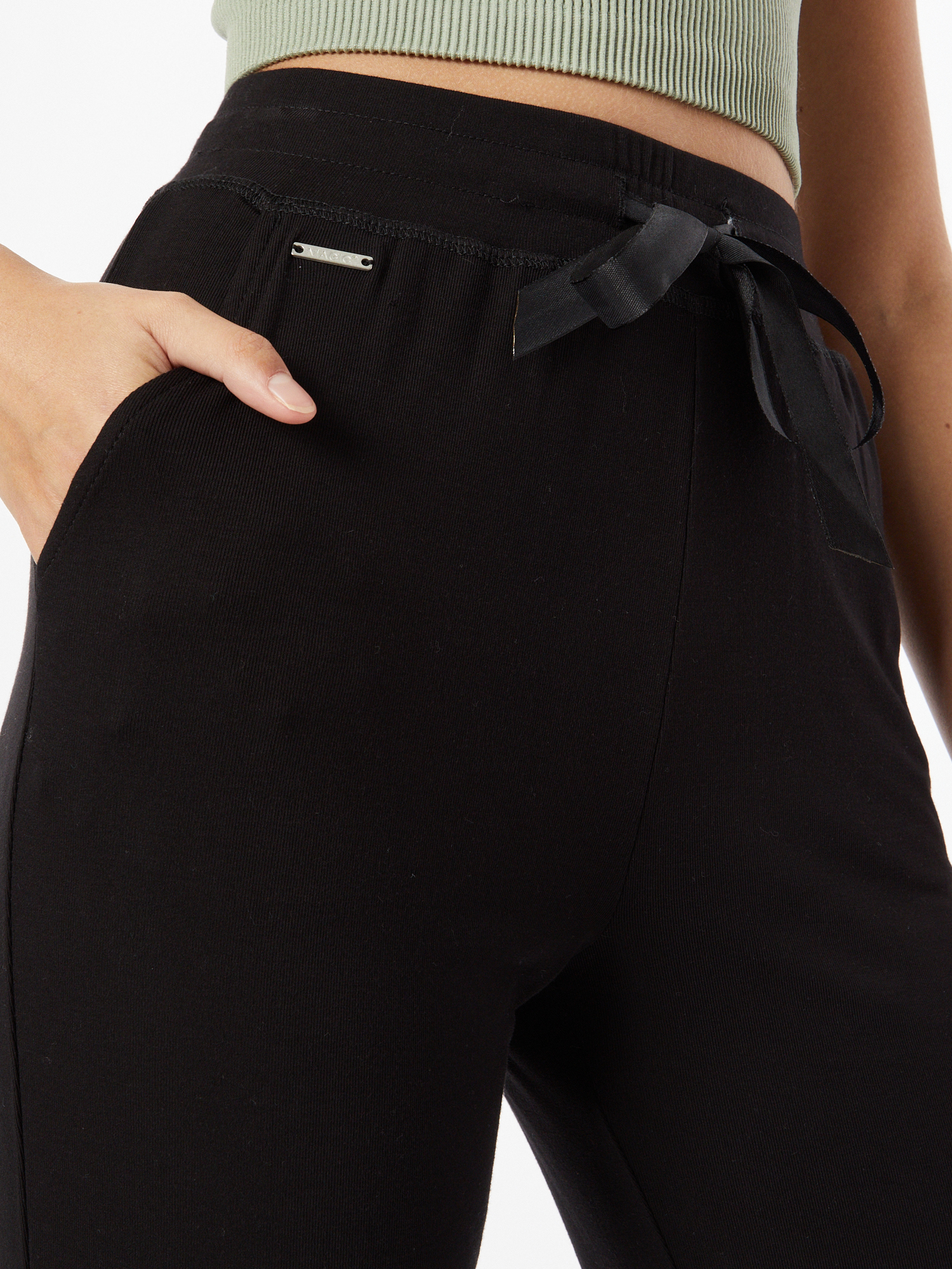 Plus size Odzież MAGIC Bodyfashion Spodnie w kolorze Czarnym 