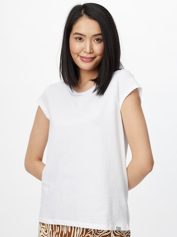 MADS NORGAARD COPENHAGEN - Camiseta 'Favorite Teasy' en blanco: frente