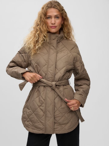 Giacca di mezza stagione di VERO MODA in marrone: frontale