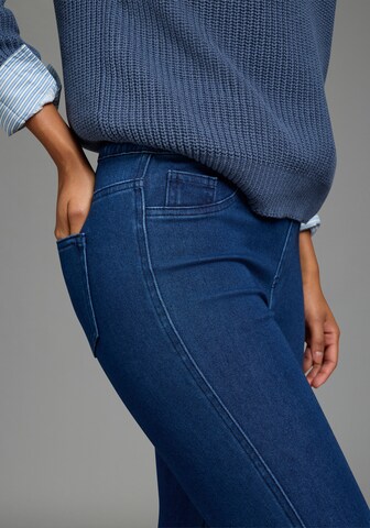 ARIZONA Flared Jeggings in Blue