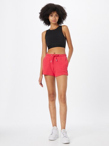 Superdry Regular Shorts in Pink