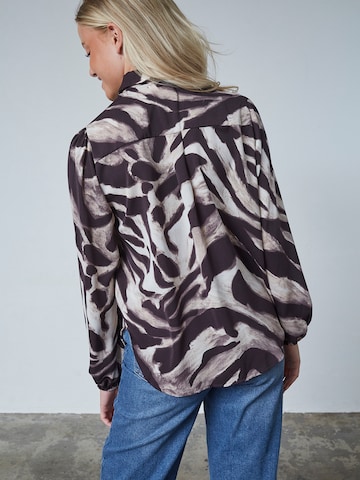 SISTERS POINT Blouse 'EBBEY' in Brown