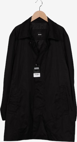BOSS Black Mantel 7XL in Schwarz: Vorderseite