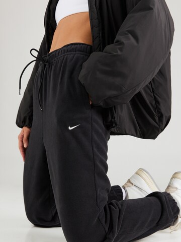 NIKE Tapered Sporthose 'ONE' in Schwarz