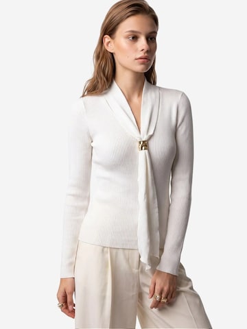 Pullover di MixRay in bianco
