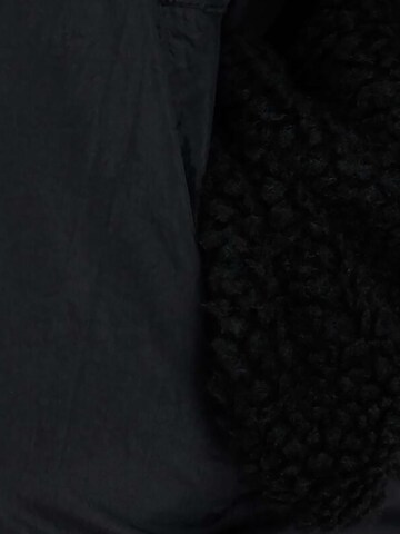 ALPHA INDUSTRIES Between-Season Jacket 'Anorak' in Black