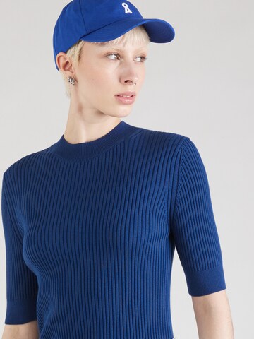 Pull-over 'SILJIAA' ARMEDANGELS en bleu