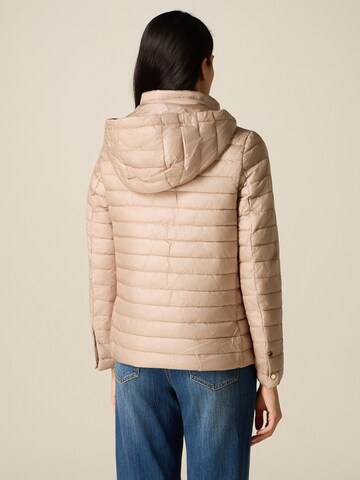 Giacca invernale di oltre in beige