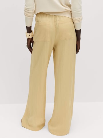 Marks & Spencer Wide Leg Hose in Gelb: Vorderseite