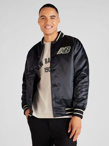 new balance Jacke in Schwarz: Vorderseite