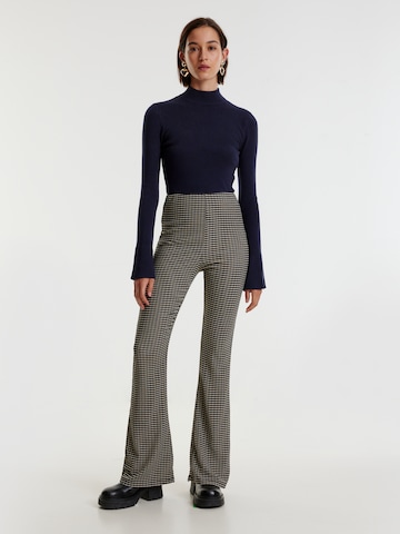 EDITED Flared Pants 'Zelinda' in Grey