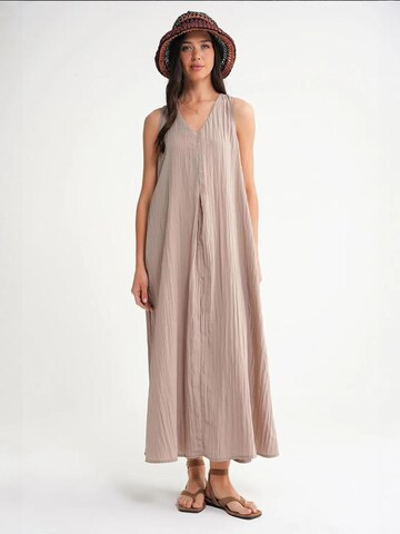 MixRay Dress in Brown: front