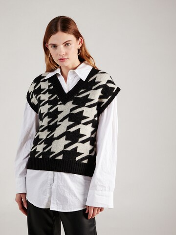 s.Oliver Pullover in Schwarz: Vorderseite