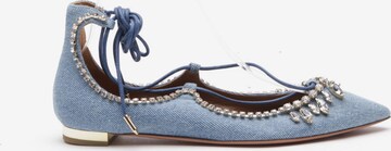 Aquazzura Flats & Loafers in 37 in Blue: front
