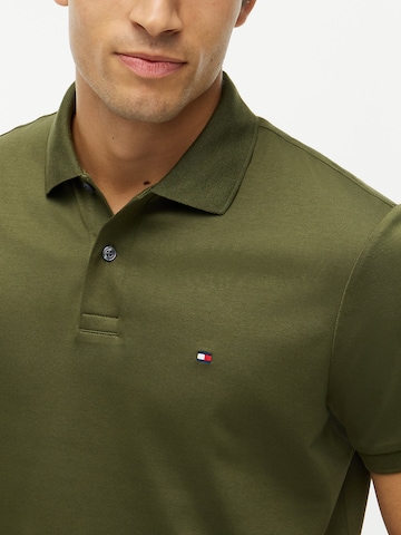 TOMMY HILFIGER Poloshirt in Grün