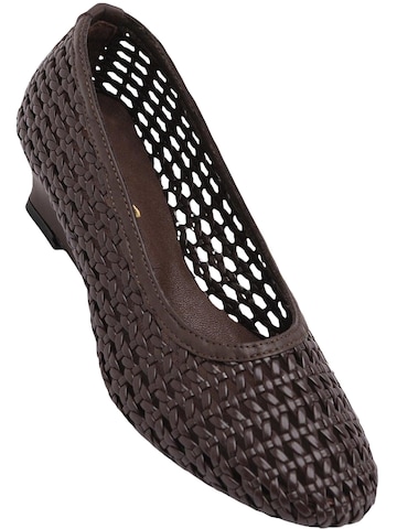 Limoya Slingpumps 'Viola' in Bruin: voorkant