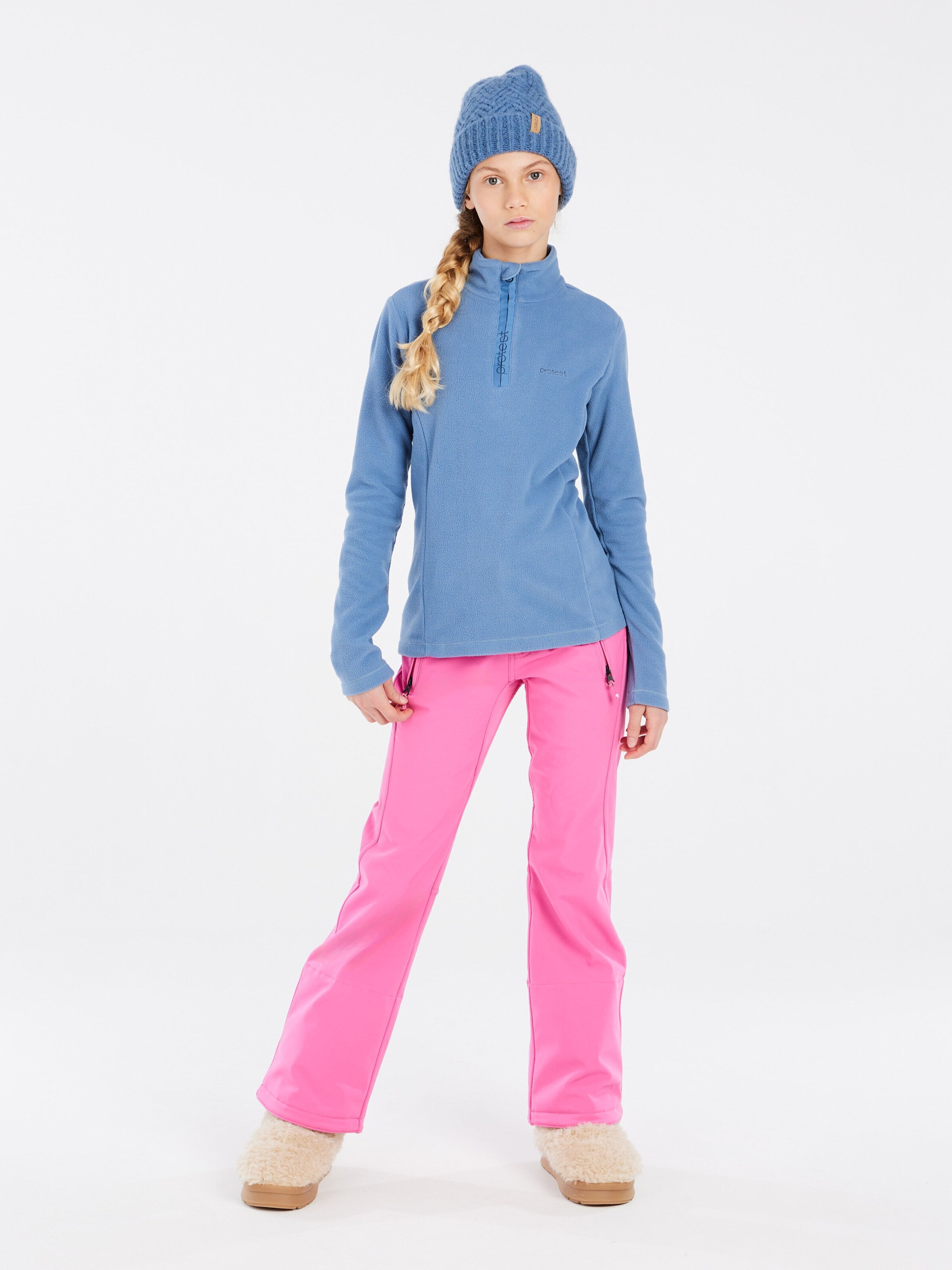 PROTEST Slim fit Sports trousers 'RELOLE JR' in Pink: front