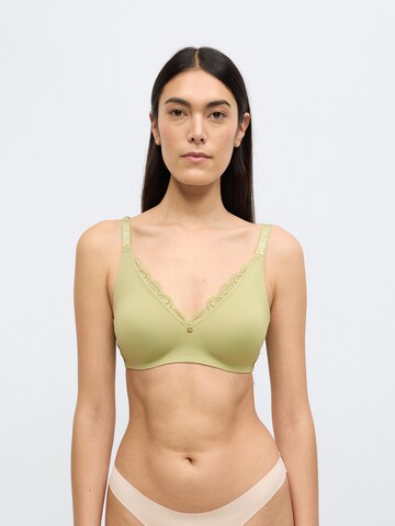 TRIUMPH Бюстгальтер-минимайзер Бюстгальтер 'Amourette N01' в Зеленый: спереди