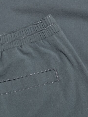 MAMMUT Regular Outdoor Pants in Grey