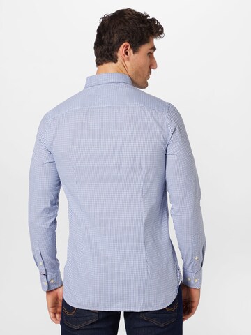 mėlyna TOMMY HILFIGER Priglundantis modelis Marškiniai